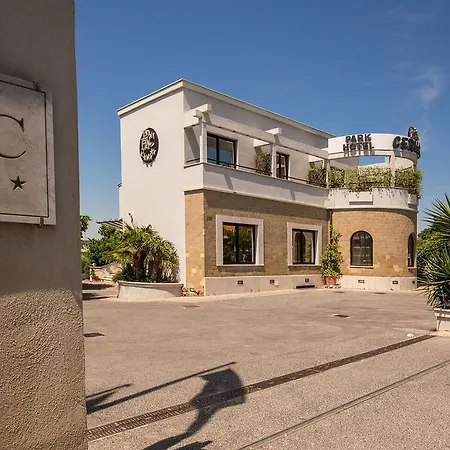 تشيرفارا بارك فندق