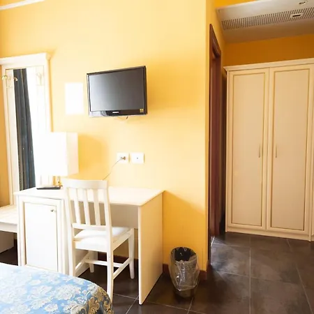 Cervara Park Hotel 4*