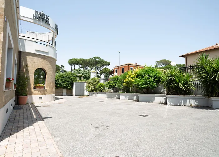 Cervara Park Отель