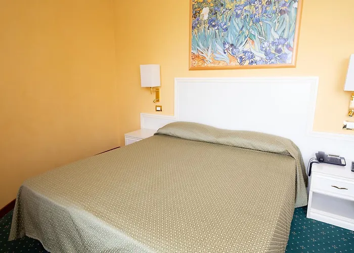 Отель Cervara Park Рим